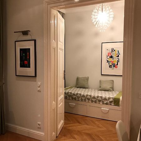 Luxury 2Br Apartment Neubaugasse Viena Exterior foto